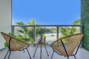 Tropical Apartment - Balcony - Resort, Pool - Gym